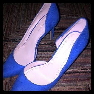 BCBG BLUE HEELS